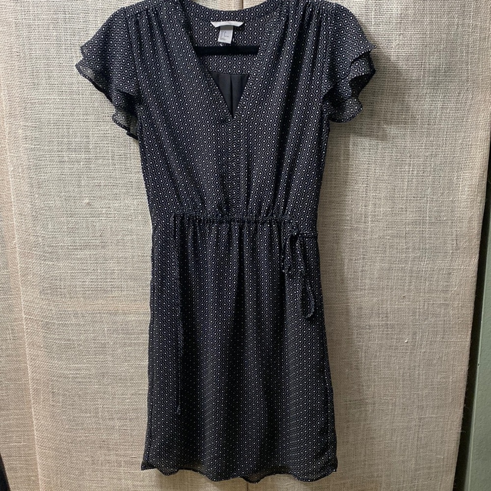 H&M Flutter-Sleeved Dress